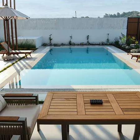 빌라 Ashta - Nora 2 *